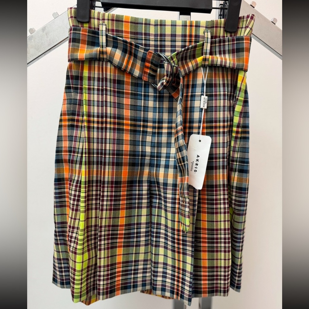 Akris Punto Fiorellina Multicolor Check Bermuda Short